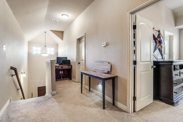 1815 Bersand, Gainesville, TX 76240