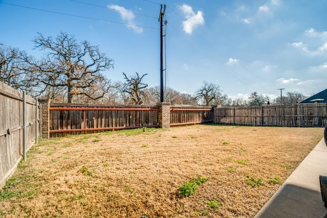 1815 Bersand, Gainesville, TX 76240