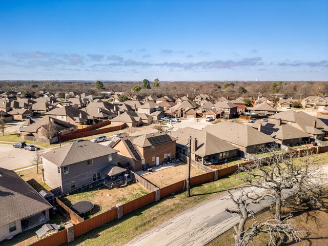 1815 Bersand, Gainesville, TX 76240