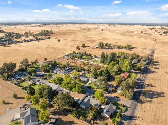20481 Womack Road, Red Bluff, CA 96080