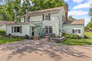 6829 John R Road, Troy, MI 48085