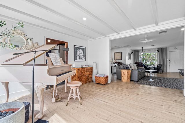 520 Flotilla Road, North Palm Beach, FL 33408