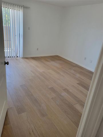 8425 Hearth Drive 25, Houston, TX 77054