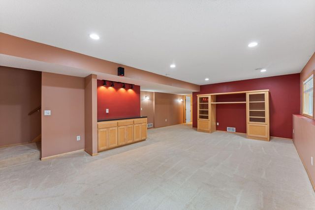 11841 86th Avenue N, Maple Grove, MN 55369