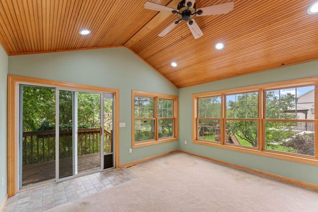 11841 86th Avenue N, Maple Grove, MN 55369