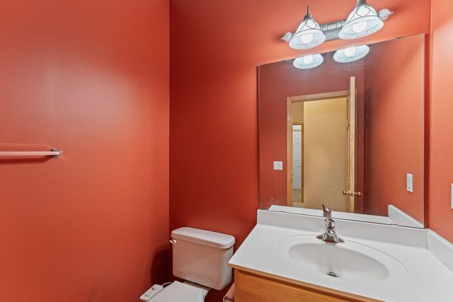 11841 86th Avenue N, Maple Grove, MN 55369