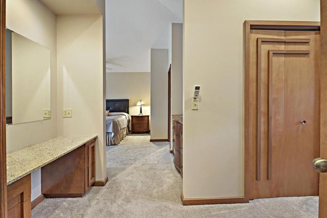 5005 89th PLACE, Kenosha, WI 53142