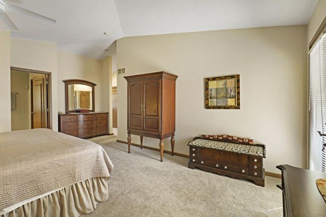 5005 89th PLACE, Kenosha, WI 53142