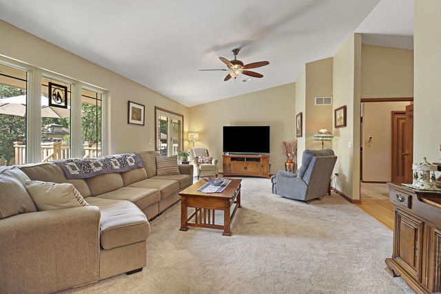 5005 89th PLACE, Kenosha, WI 53142