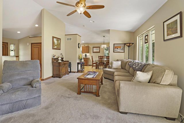 5005 89th PLACE, Kenosha, WI 53142