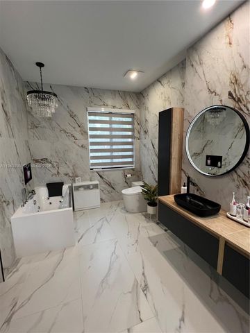 7782 NW 18th St, Pembroke Pines, FL 33024