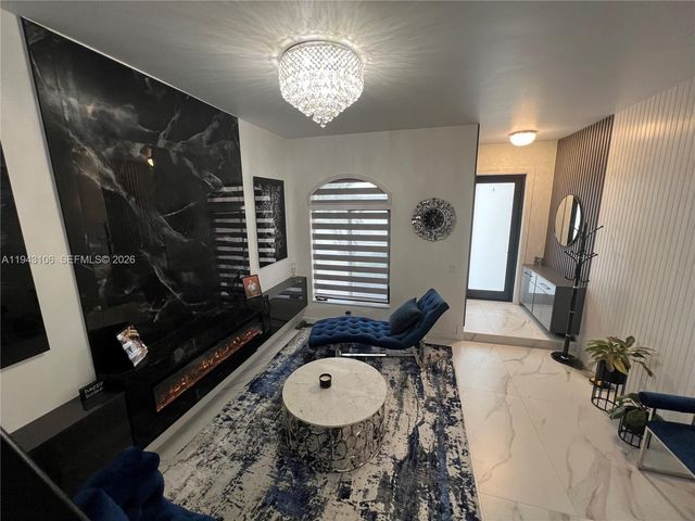 7782 NW 18th St, Pembroke Pines, FL 33024