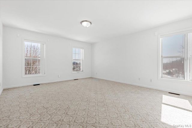 44 Greenvale Circle, White Plains, NY 10607