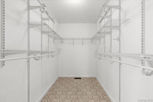 44 Greenvale Circle, White Plains, NY 10607