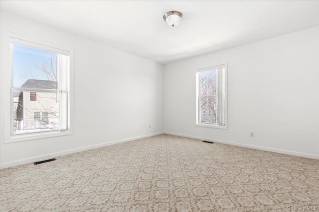 44 Greenvale Circle, White Plains, NY 10607