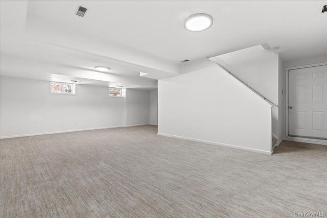 44 Greenvale Circle, White Plains, NY 10607