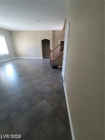 9622 Staff Lane, Las Vegas, NV 89178