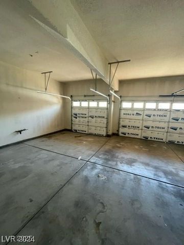 9622 Staff Lane, Las Vegas, NV 89178