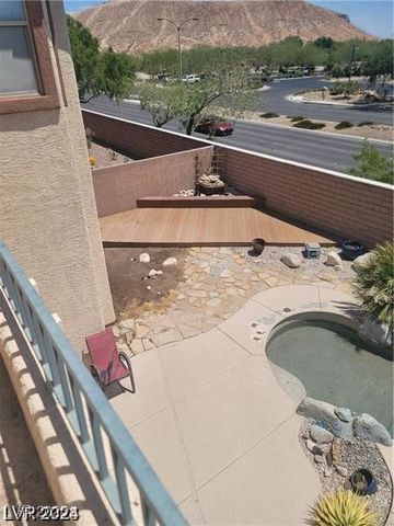 9622 Staff Lane, Las Vegas, NV 89178