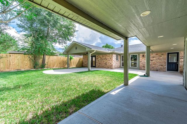 6030 Warm Springs Road, Houston, TX 77035