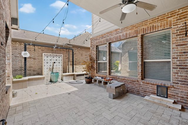 8261 Kentland Drive, Frisco, TX 75034