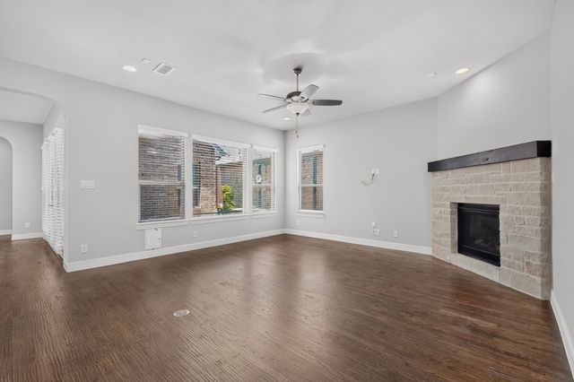 8261 Kentland Drive, Frisco, TX 75034