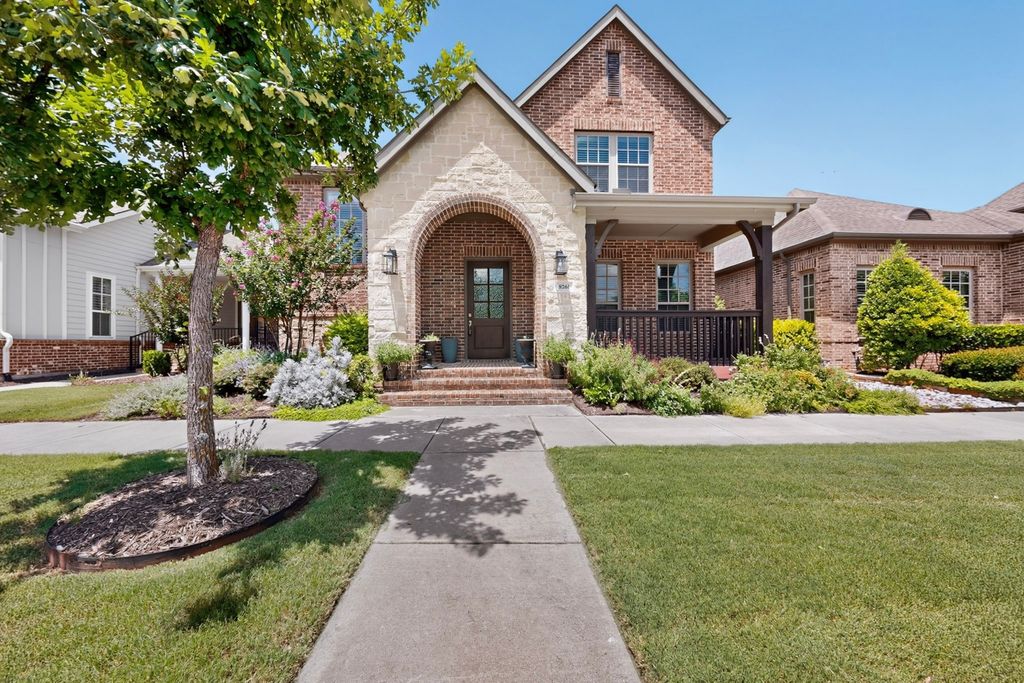 8261 Kentland Drive, Frisco, TX 75034