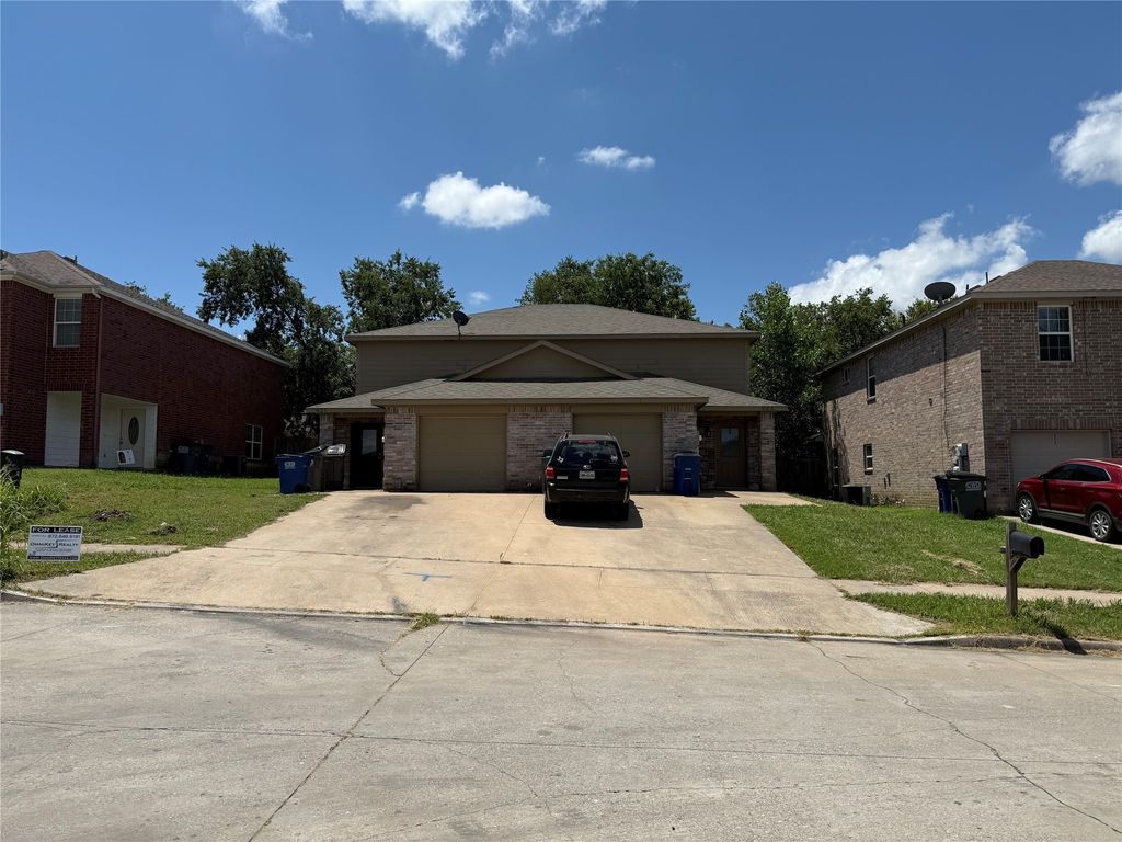 925 Parkplace Ridge, Princeton, TX 75407