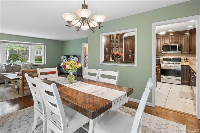1 Allen Place, Bronxville, NY 10708