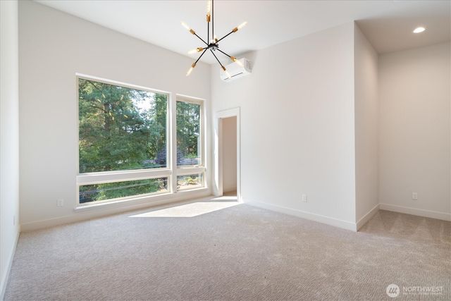 18032 - B Sunnyside Avenue N, Shoreline, WA 98133