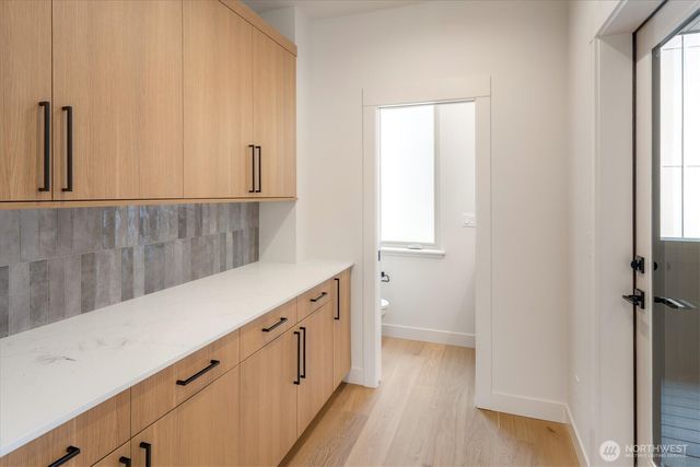 18032 - B Sunnyside Avenue N, Shoreline, WA 98133