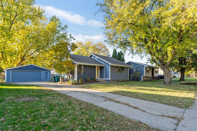 1510 NW Applewood Street, Ankeny, IA 50023