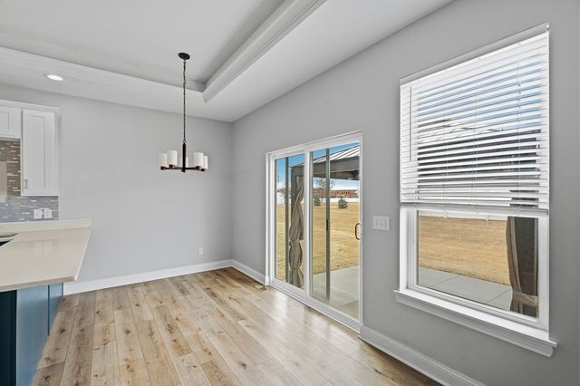 5320 Addyson Drive, Bettendorf, IA 52722