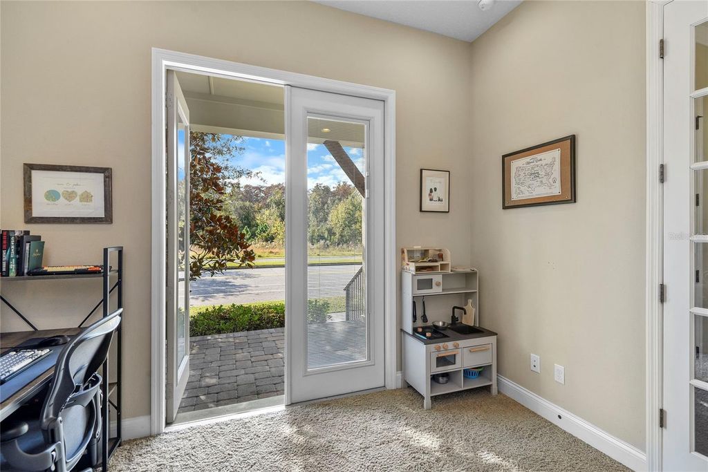 Image 17 of property listing at 8839 LAUREATE BOULEVARD, Orlando, FL 32827