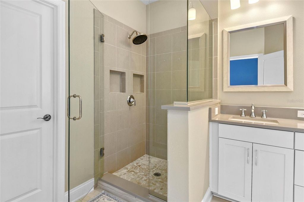 Image 24 of property listing at 8839 LAUREATE BOULEVARD, Orlando, FL 32827