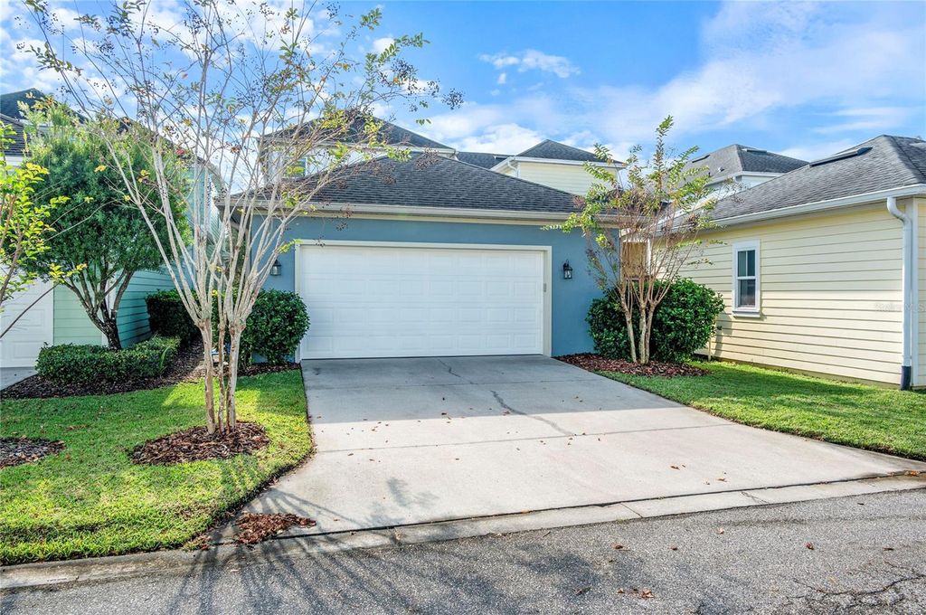 Image 32 of property listing at 8839 LAUREATE BOULEVARD, Orlando, FL 32827
