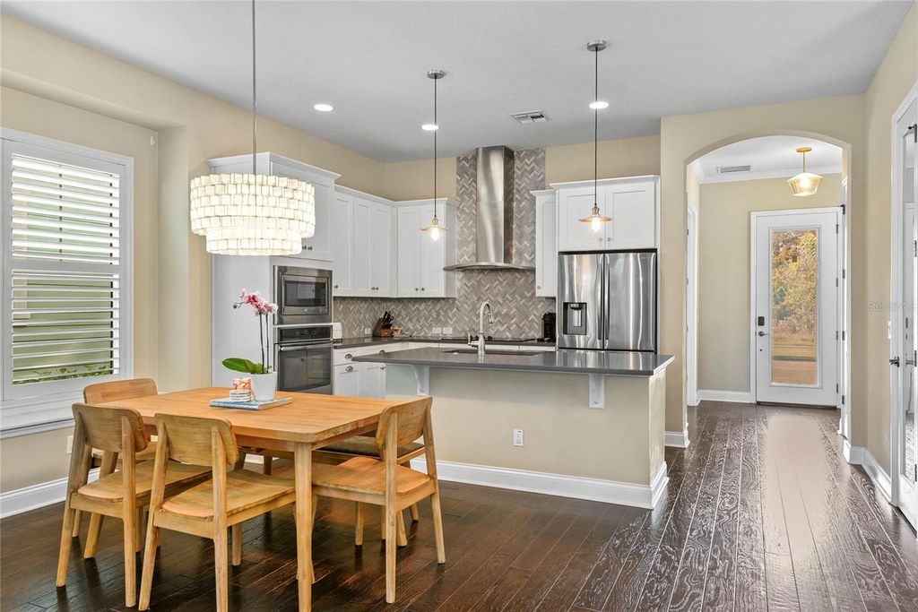 Image 6 of property listing at 8839 LAUREATE BOULEVARD, Orlando, FL 32827