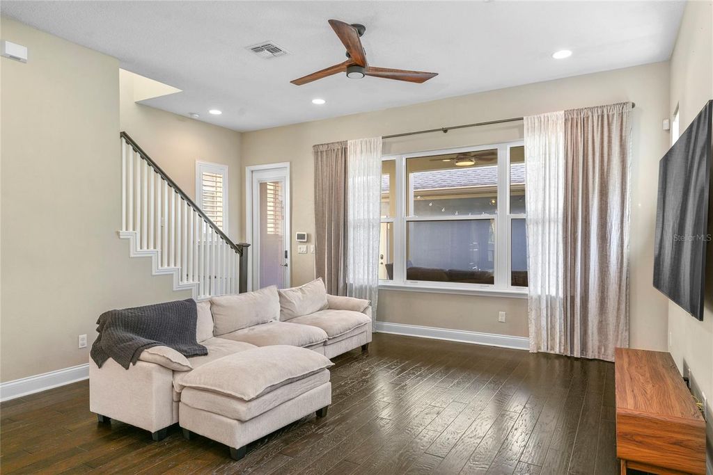 Image 10 of property listing at 8839 LAUREATE BOULEVARD, Orlando, FL 32827