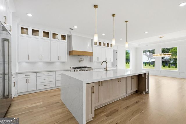 3205 Thompson Mill Road, Buford, GA 30519