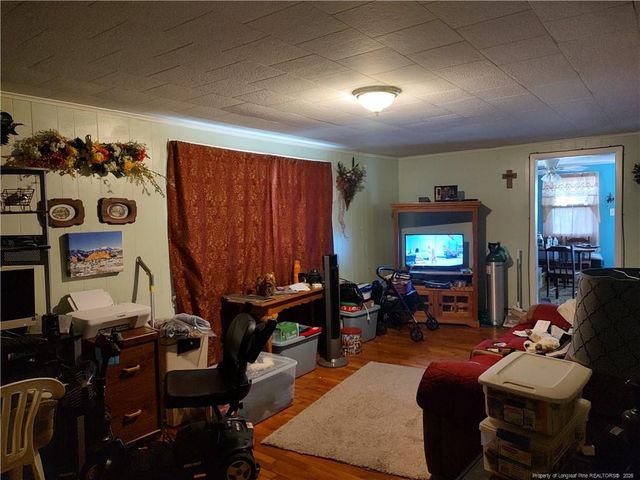 5637 Camden Road, Fayetteville, NC 28306