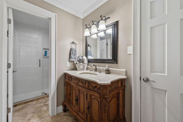 2118 Forest Garden Drive, Kingwood, TX 77345