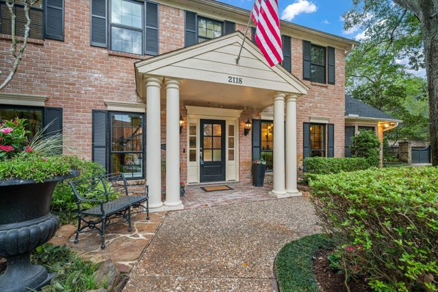 2118 Forest Garden Drive, Kingwood, TX 77345
