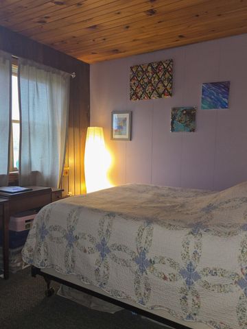 19 Perry Rd Road, Moira, NY 12957