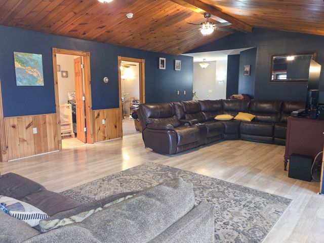 19 Perry Rd Road, Moira, NY 12957