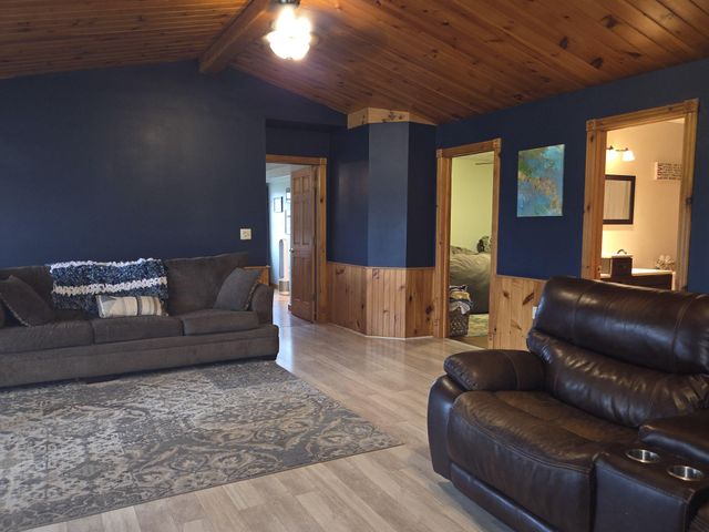 19 Perry Rd Road, Moira, NY 12957