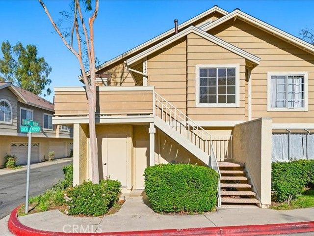 21146 Sunny Ridge, Lake Forest (el Toro), CA 92630