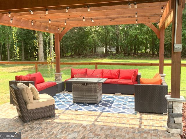 130 Victoria Place, Fayetteville, GA 30214