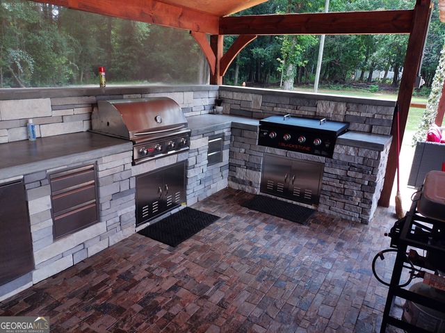 130 Victoria Place, Fayetteville, GA 30214