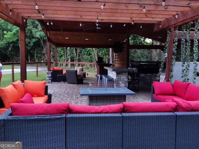 130 Victoria Place, Fayetteville, GA 30214