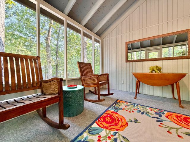 36 SNOWFLAKE LN, Hedgesville, WV 25427